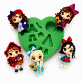 Molde de silicona con muñequitas kawaii realizadas en porcelana fría, ideal para mini figuras y manualidades creativas.