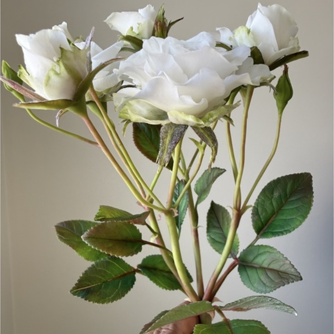 Curso Ramo de Rosal Mini en Porcelana Fría + Kit de Materiales AradiaShop